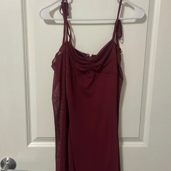 Edikted Mini Dress Off-Shoulder - Picture 3 of 5